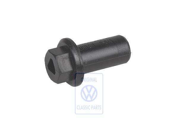 Threaded bush for VW T4