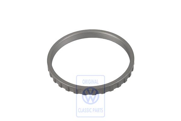 Clamping nut manual gearbox