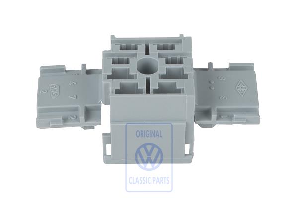 Flat contact housing for VW Caddy Mk2