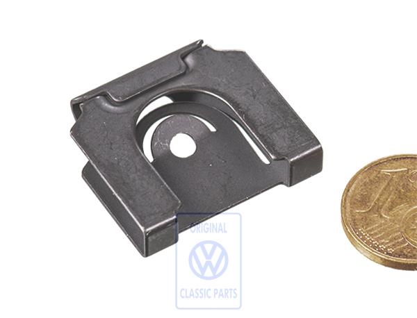 Retaining washer for VW Golf Mk3