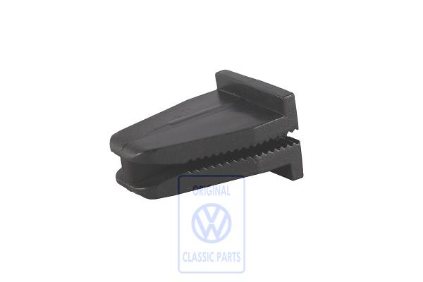 Guiding clip bumper front/back Scirocco Mk2