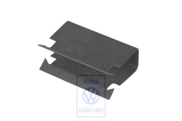 Clip for VW Golf Mk4