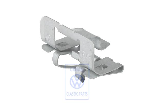 Cable holder for VW Golf Mk4