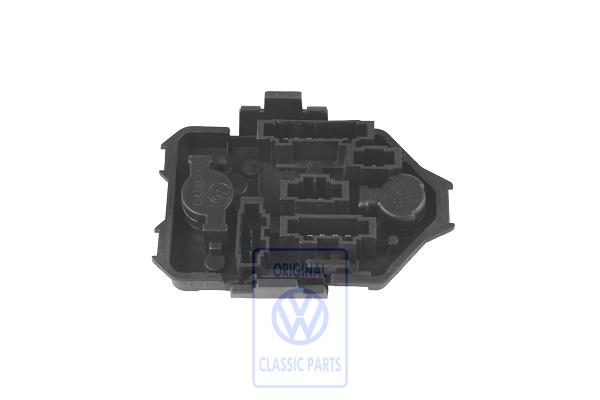 Bulb carrier for VW Vento