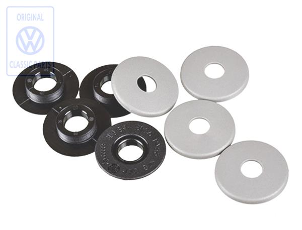 Fixing set for floor mats