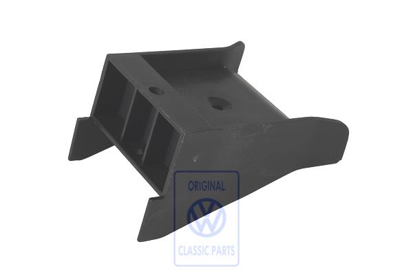 Retainer for VW Passat B5 / B5GP
