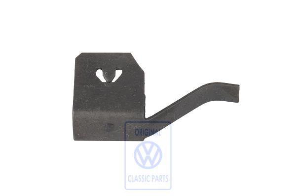 Securing clip for VW Passat B1/B2
