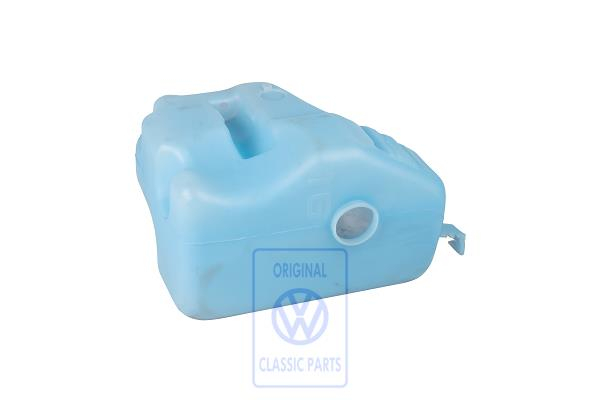 Container for VW Passat B3