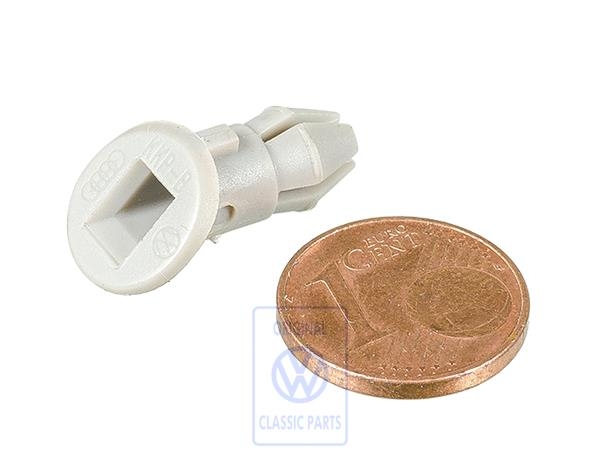 Clip for VW Passat B3