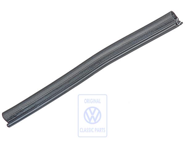 Seal for VW Passat B5