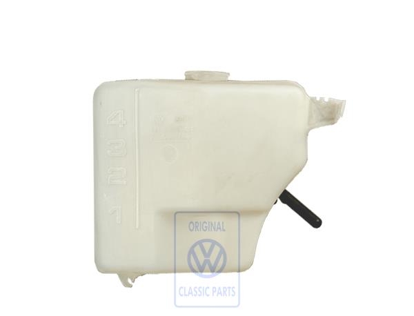 Water container for VW Passat B3/B4