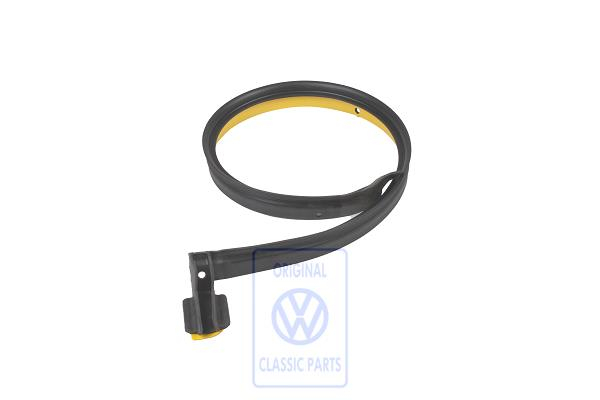 Door seal bottom left front door Passat B4