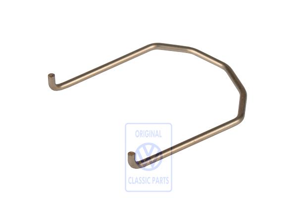 Retaining spring for VW Passat B4