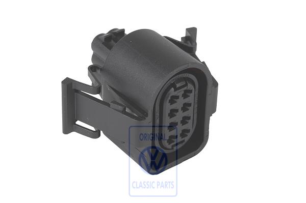 Flat contact housing