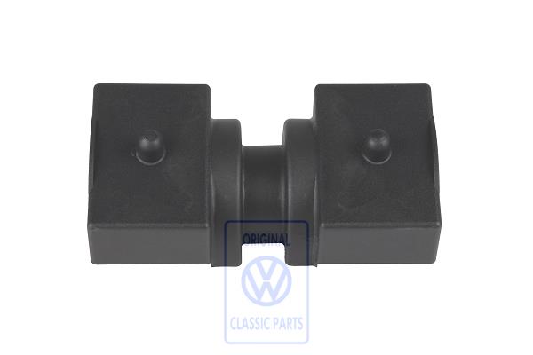 Oil deflector for VW Passat B5