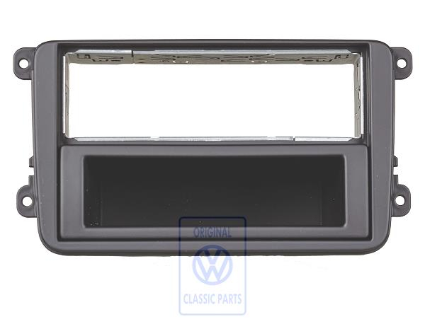 Retaining frame for VW Golf Mk5