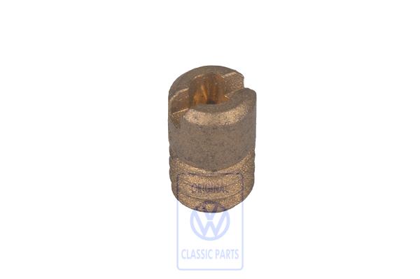 Fuel nozzle for VW T3
