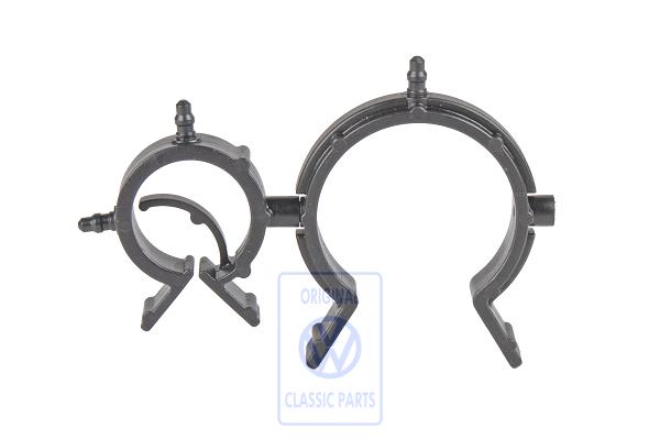 Retainer for VW Golf Mk3
