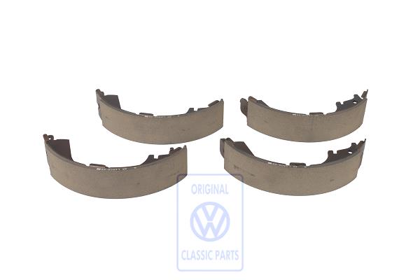 Set of brake shoes for VW Taro