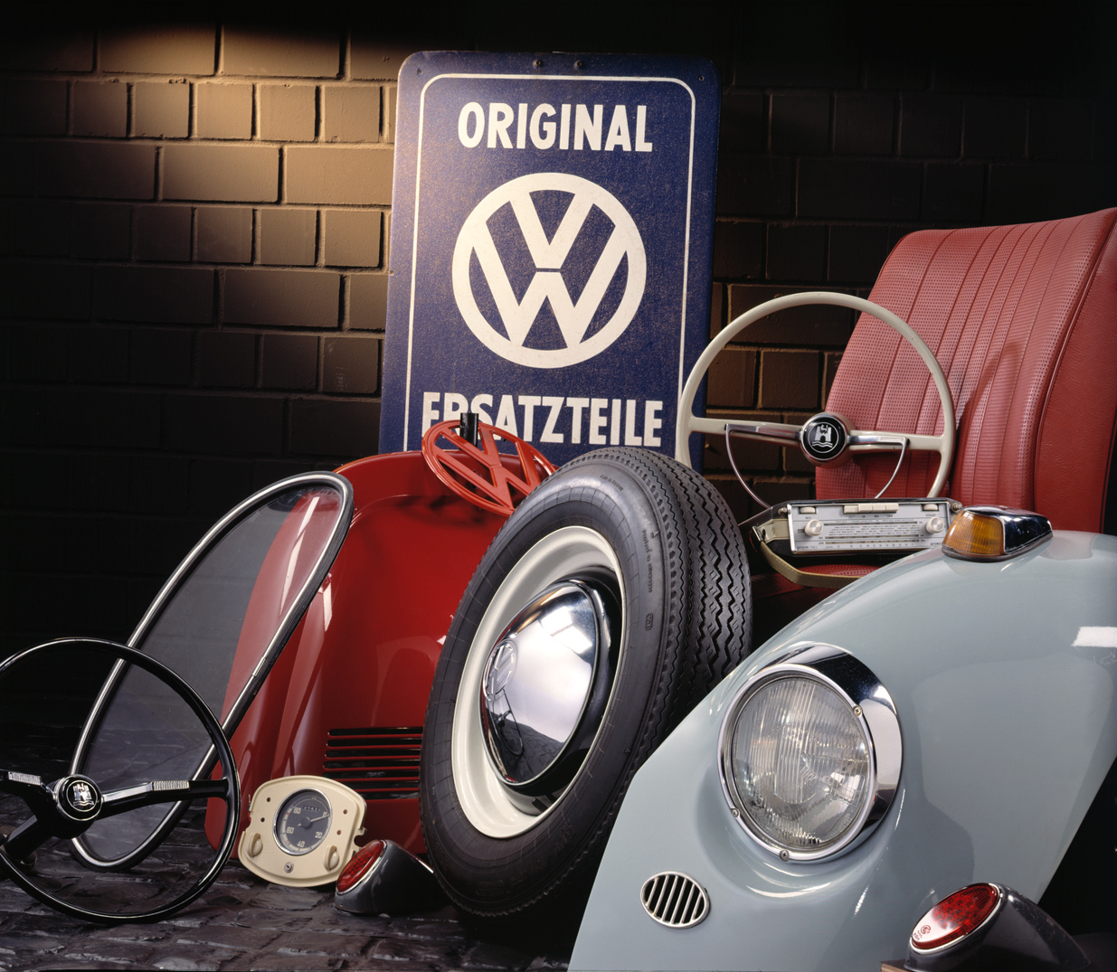 Volkswagen Classic Parts Zeitreise - Titel Volkswagen Classic Parts Zeitreise - Titel
