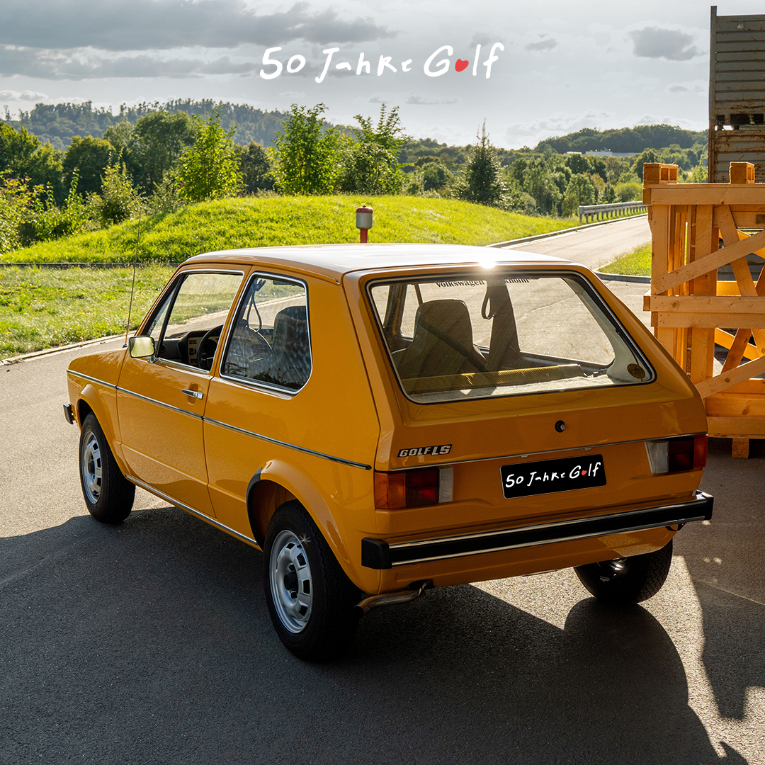 Seit 1974 ist er das Original: der VW Golf. Im Video von Volkswagen Classic Parts stellen Golf Fans ihre Autos vor und verraten uns, was sie an ihrem Oldtimer oder Youngtimer lieben. Film ab!
