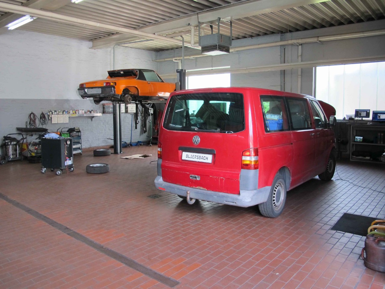 Jetzt Ihr- VW Classic Parts Classic Competence Center in Ihrer Region finden .