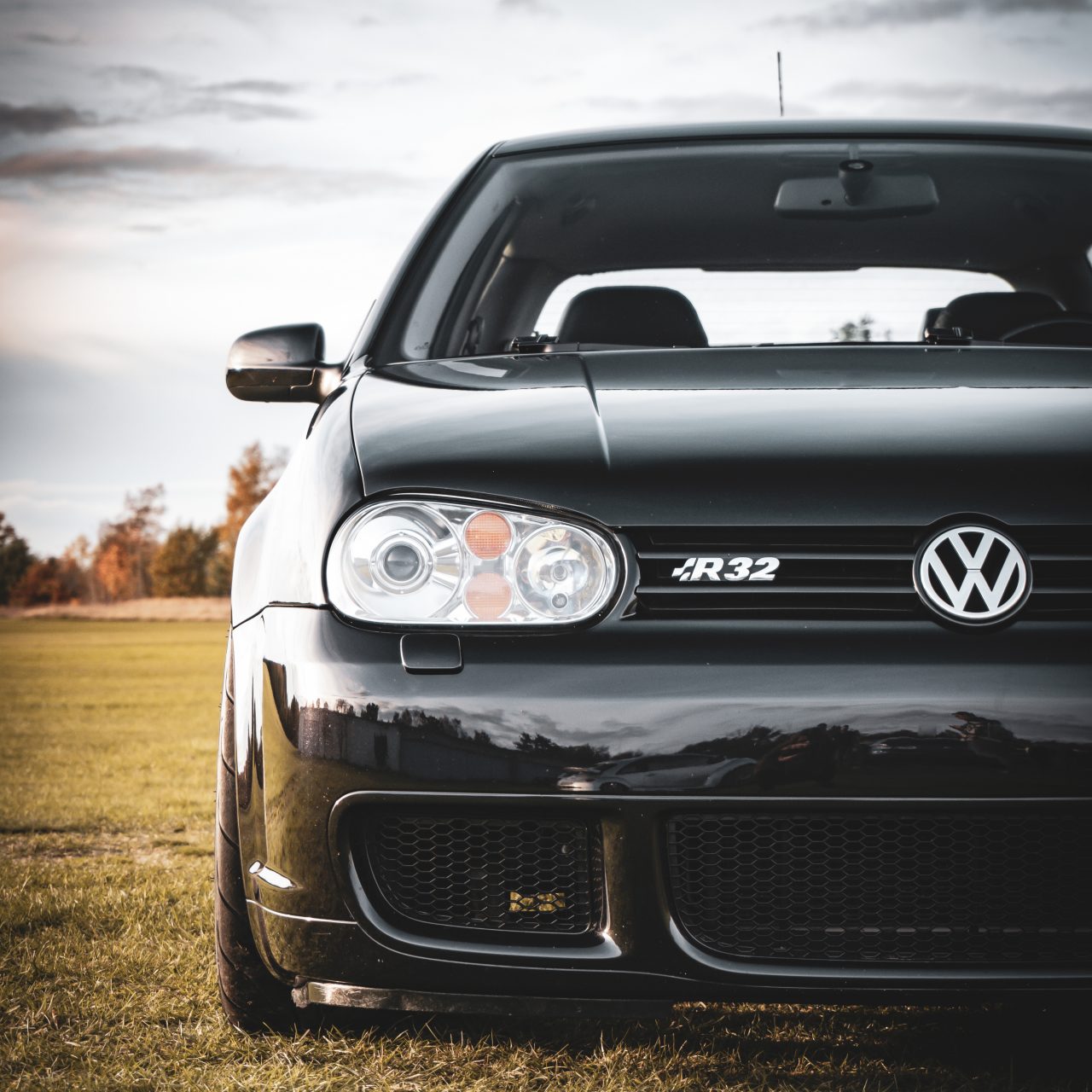 Reproductions for the Golf Mk4 R32: a powerful commitment to a