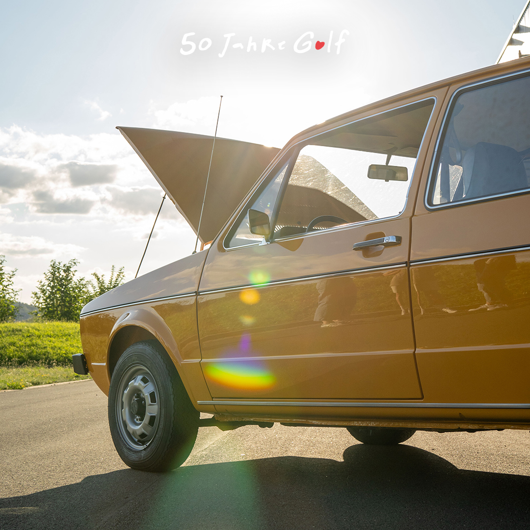 It has been the original since 1974: the VW Golf. In the video from Volkswagen Classic Parts, Golf fans present their cars and tell us what they love about their classic or modern classic car. Watch the film!